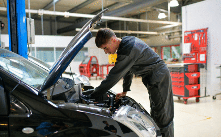 Maintenance automobile - CMA Formation Bretagne