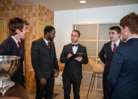 Formation alternance manager hôtellerie restauration service CMA Formation Bretagne