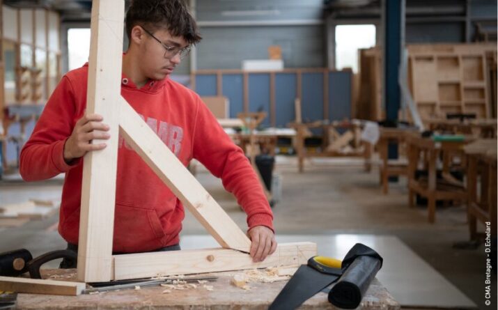 Formation apprentissage charpentier bois CMA Formation Bretagne Fougères