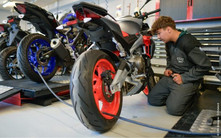 Formation apprentissage Maintenance des véhicules option motocycles CMA Formation Bretagne